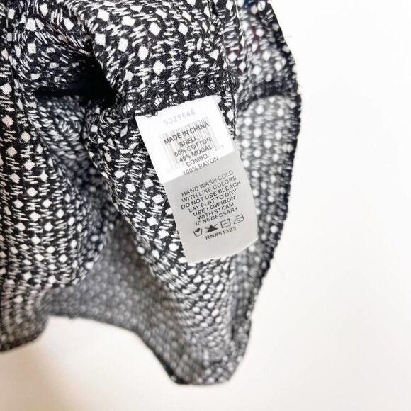 VINCE CAMUTO Black Blouse - Picture 4 of 7